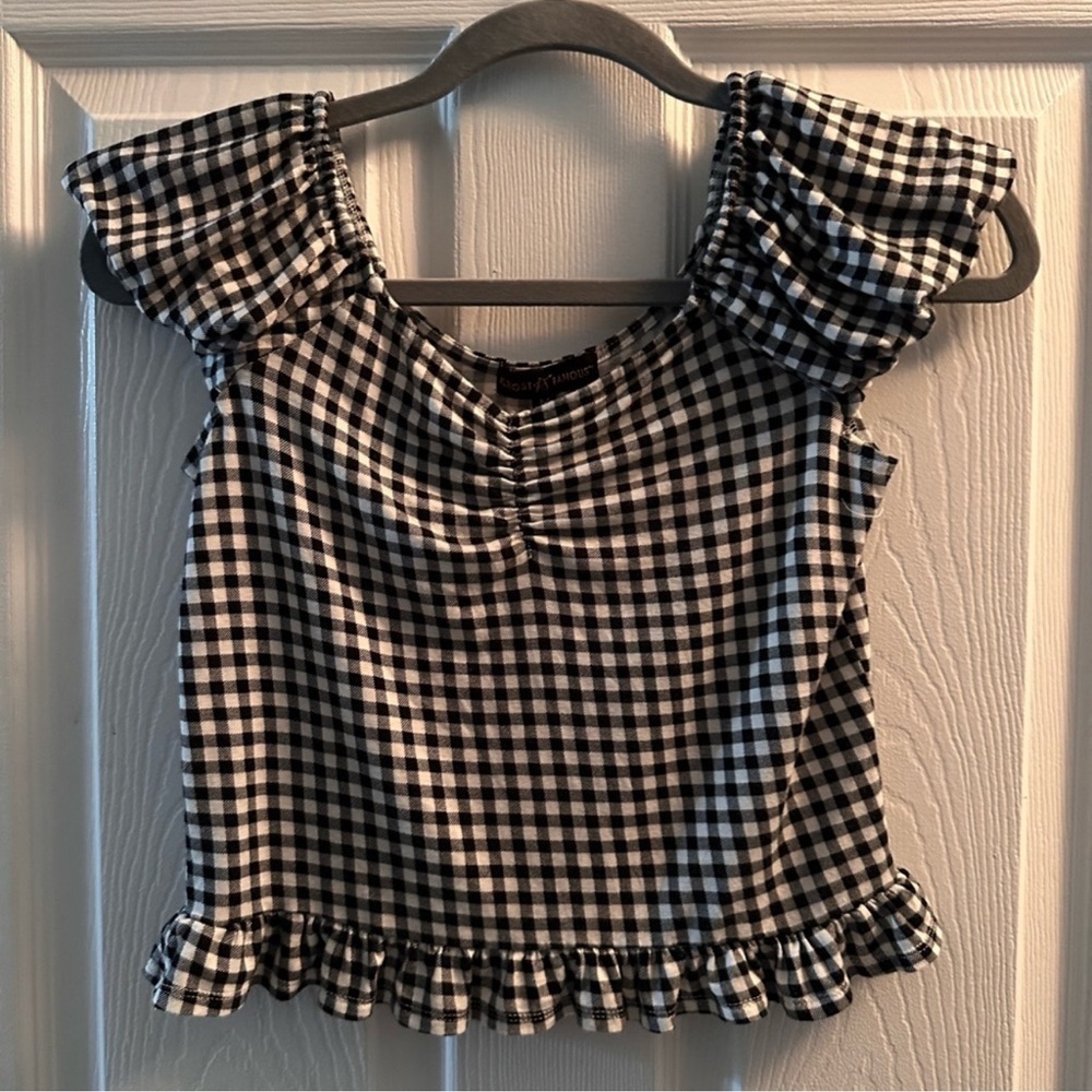 Almost Famous Gingham Top Medium